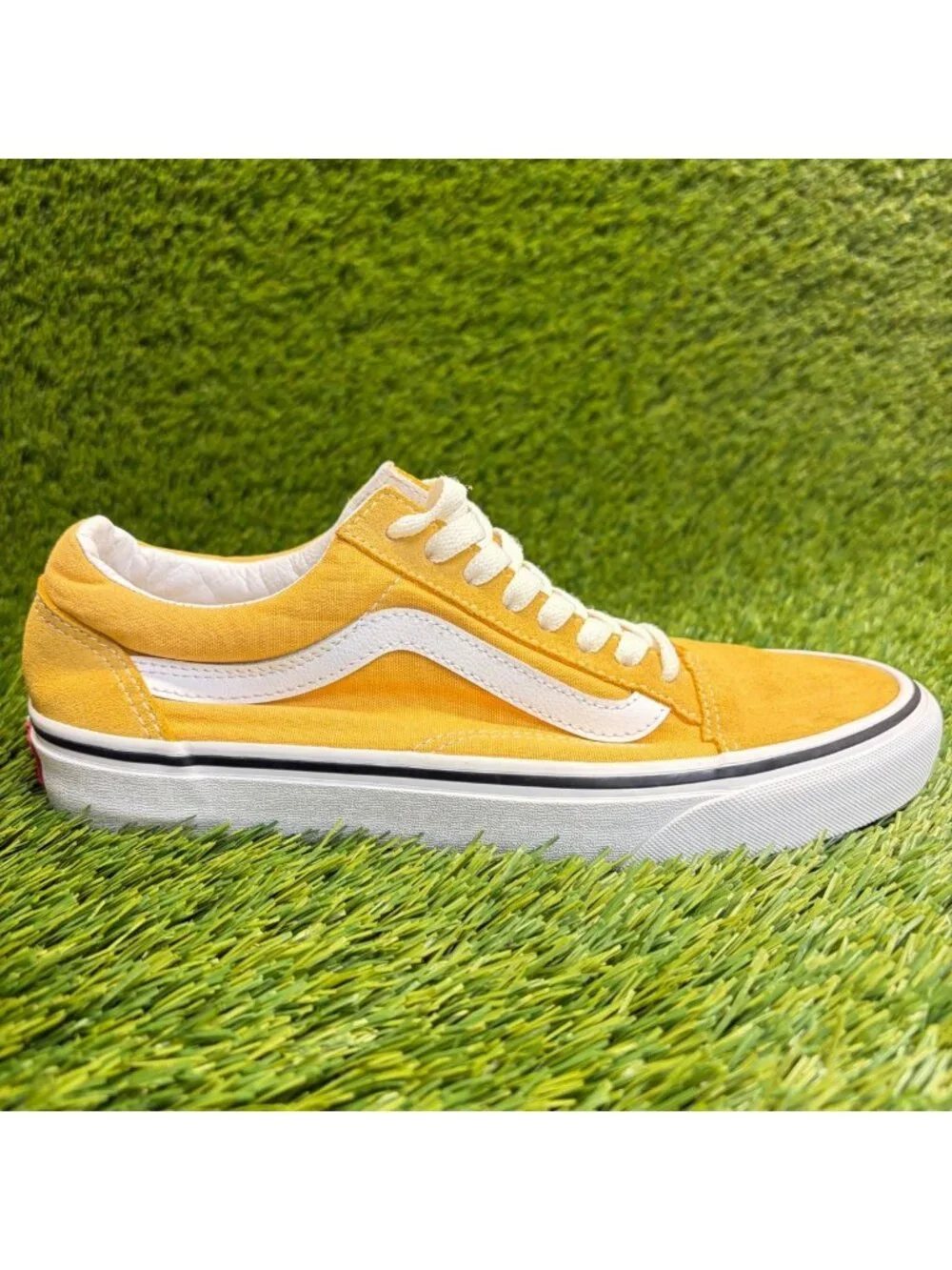 Vans Old Skool Low Womens Size 8 Yellow White Athletic Skate Shoes Sneakers